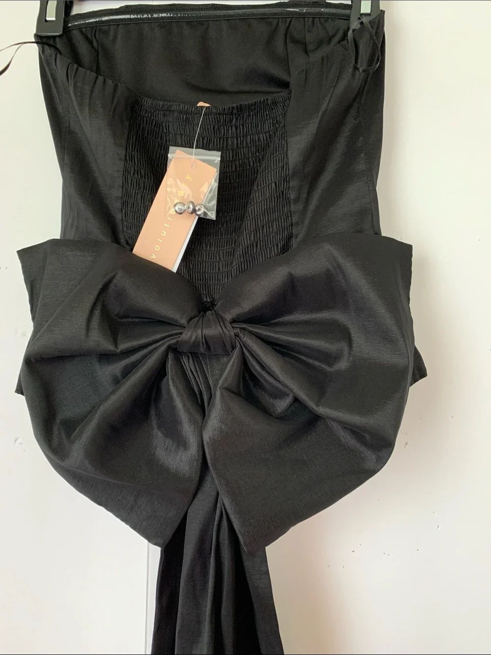 NWT Evolutionary Black Strapless Crop Top with Large Back Bow Size M